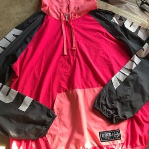 VS PINK windbreaker